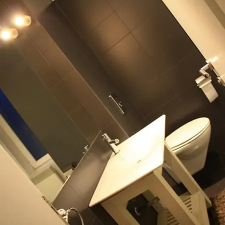 Rekord Hostel