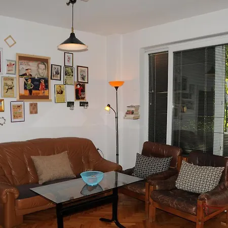 Daire Rekord Hostel Üsküp